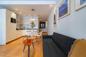 403 Phoenix Building, Luxury Apartments - Image 2