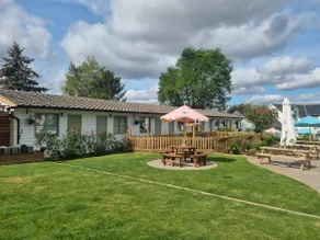 Beech, Country Chalet In Pegsdon - Image 4