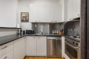 Collingwood with 2BR & 2 Parking Near Smith St - Image 2