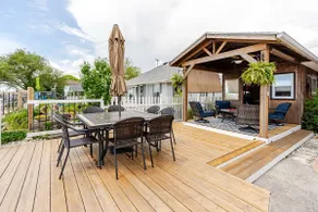 Relaxing lakefront cottage near wineries and beach - Image 4