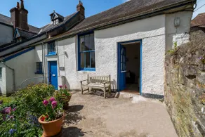 Diana's Cottage - Image 3
