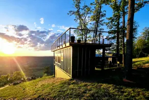 Cloud 9 Rooftop Deck with Mountain View - Image 4