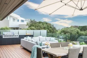 Trelawney Beach House - opposite Blairgowrie beach - Image 4