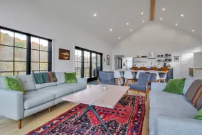 Magnificent Chalet Sweeping Views and Hot Tub - Image 4