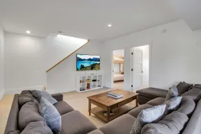 Magnificent Chalet Sweeping Views and Hot Tub - Image 3