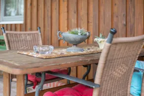 Large guest house - Image 4