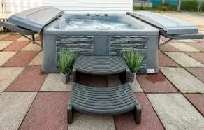Hot Tub Relaxing Retreat! Near All Attractions! - Image 2
