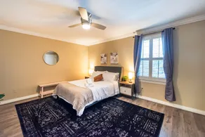 Bright, Spacious Plymouth 4BR - Walk to DT! - Image 5