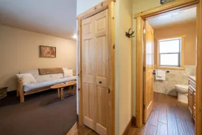 Whitetail Lodge - Image 4
