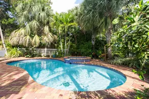 Schönes Haus und ein magischer Pool, in der Nähe von Intracoastal und besten Stränden - Image 3