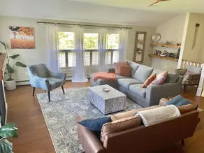 Clean, perfect home a mile from historic Waterbury - Image 2