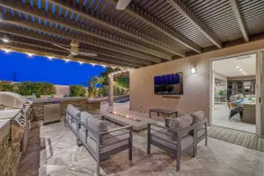 Bel Air: Private Pool/Spa w/ Putting Green & EV Charging! BBQ! - Image 4