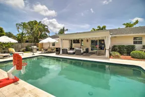 2 Mi to Dtwn: Luxury Getaway in Palm Beach Gardens - Image 2
