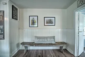 Romantic Country Apt by Lake Erie & Wineries! - Image 4