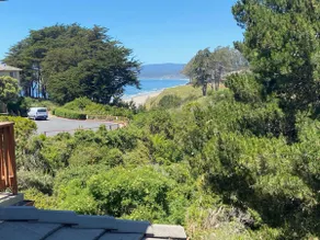 Seascape Beauty with Distant Ocean View-Sleeps 8! - Image 5