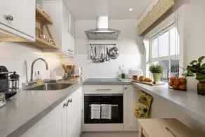 Converted stable and the perfect romantic getaway - Orchard Cottage, Didmarton - Image 3