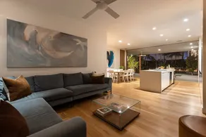Alpha Luxe - Pet Friendly Luxury Home and Pool - Image 3
