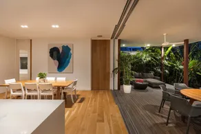 Alpha Luxe - Pet Friendly Luxury Home and Pool - Image 4