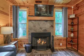 White Wolf Lodge by The Inn & Spa at Cedar Falls - Image 4