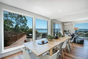House on the Hill with a View-Sleeps 12 - Image 3