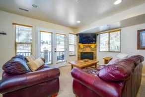 Bigfoots Alpine Retreat MH710By Powder Mtn Hot Tub - Image 2