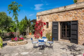 Pet-Friendly Vacation Home Moli Den Barret with Mountain View, Pool & Wi-Fi - Image 4