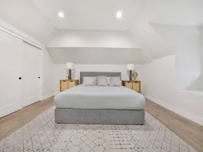 Designer 3BR Home | Sleeps 8 | 5 Miles to Disney - Image 5