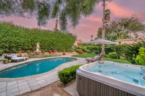 Private Garden Estate | Walk to Beach, Alfresco Spaces w/ Heated Pool & Spa - Image 3