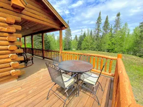 40PL Log cabin with AC in the heart of the White Mountains, less than 10 minutes from Bretton Woods! - Image 4