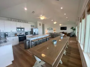 Thibodeaux's Beach House - Image 4