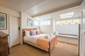 The Boathouse in Felixstowe Ferry - Stunning Waterfront Property - Image 4