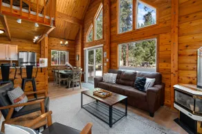 Sunrise Lodge - Fetching Forest Cabin in the Sun! - Image 2