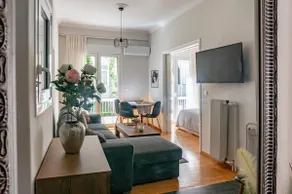 Plaka Central 1BR by JJ Hospitality - Image 5