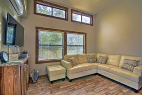 Fredericksburg Cottage ~ 1 Mile to Main Street! - Image 3