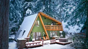 Forest View Chalet | Hot Tub, Fireplace, Mt. Baker - Image 2
