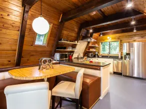 Forest View Chalet | Hot Tub, Fireplace, Mt. Baker - Image 5