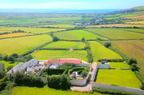 Saunton Grange | 7 Bedrooms | Celebrations Welcome - Image 2