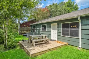 Relaxing Texas Home: Near Strawberry Park|BBQ|WiFi - Image 3