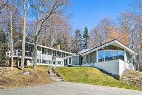 Pristine West Dover Home w/ Deck & Mountain Views! - Image 4
