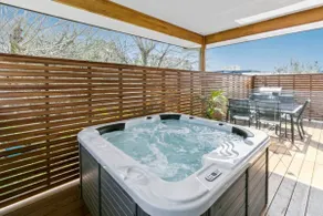 HALE KUPA | Huge Entertainer | Spa | 300m Beach - Image 3