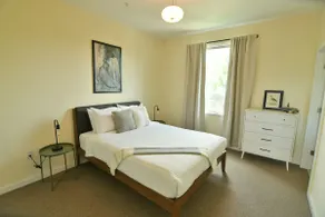 Greensview Apartment | Belmont, close to Downtown! - Image 5