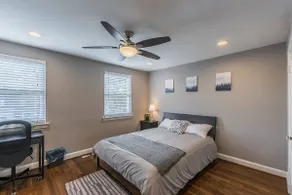 Beautiful 3br 2ba House cozy backyard CozySuites - Image 4