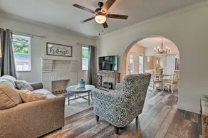 Walk to Dtwn: Winter Garden Home w/ Patio - Image 4