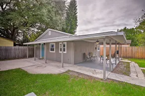 Walkable Winter Garden Bungalow: 3 Blocks to Dtwn - Image 2