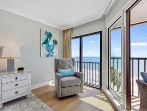 Gulf Front Penthouse-Closest unit to the beach - Image 3