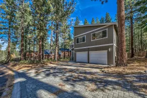 Meadow Drive Home In Beautiful Lake Tahoe Nevada - Image 5