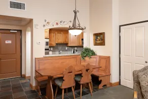 Adventure Hub~Backcountry Ski|Snowmobile|Scuba Diving Villa 3033 - Image 4