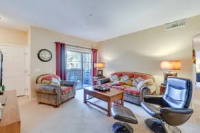 2 BR Condo with Heated Pool/Hot Tub/Gym - Image 3