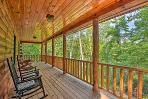 Secluded Cabin w/ Deck 13 Miles to Downtown Murphy - Image 2
