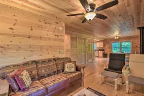 Secluded Cabin w/ Deck 13 Miles to Downtown Murphy - Image 4